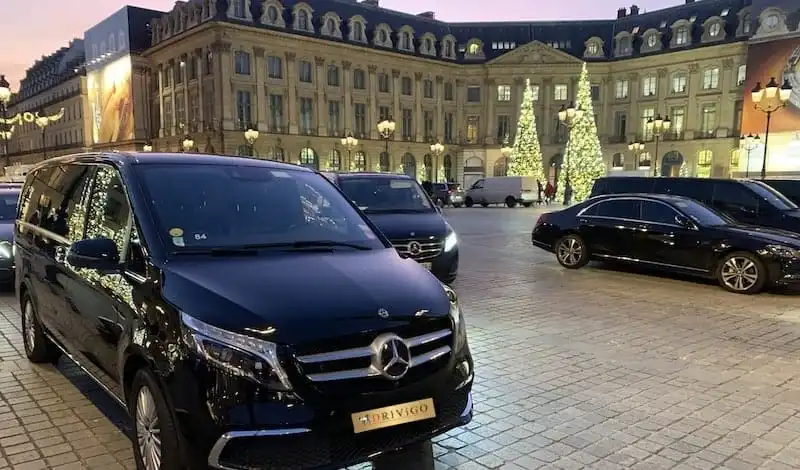 Chauffeur privé Paris pour transport VIP et affaires - Drivigo